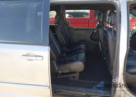 2017 Dodge Grand Caravan Gt from USA, damaged, VIN 2C4RDGEGXHR765244